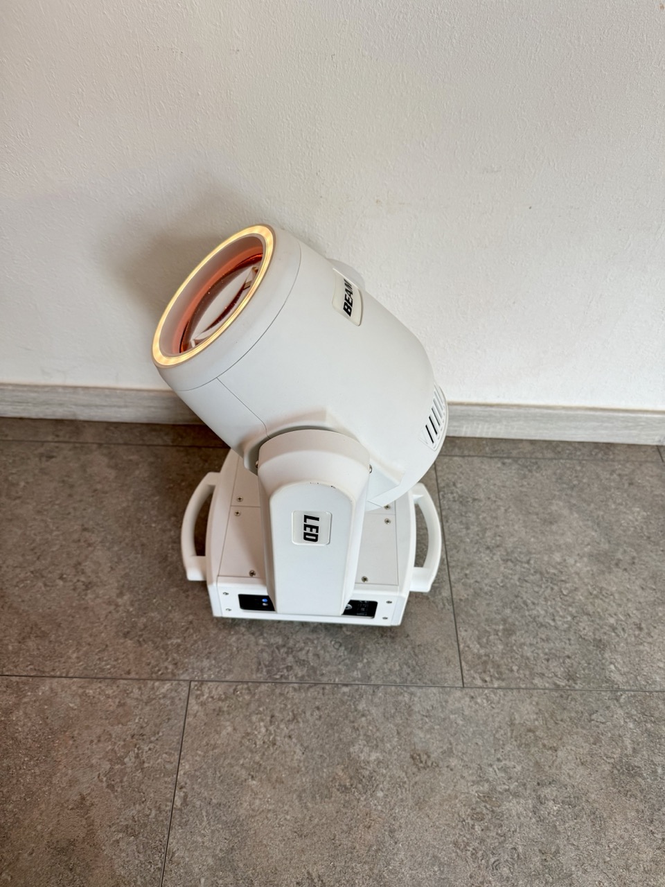Akku Wireless DMX Moving Head Beam Obere Ansicht